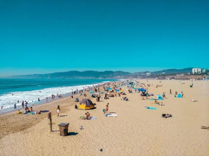 beach on spring break